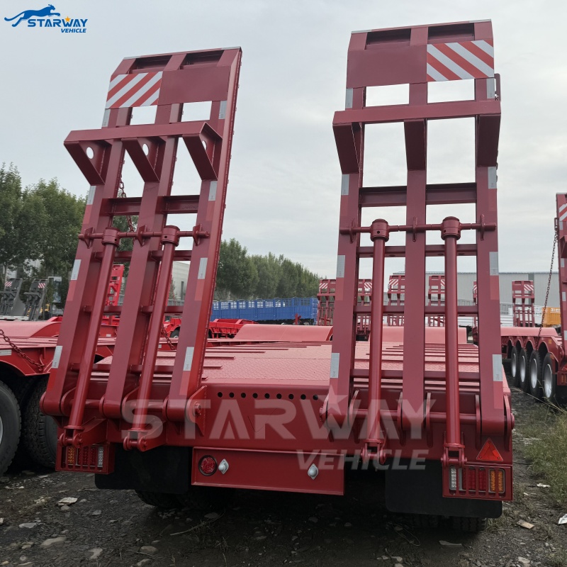 3 Axles Lowbed Truck