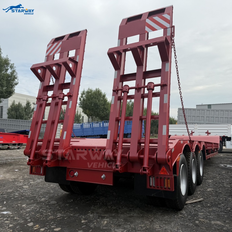 3 Axles Lowbed Truck