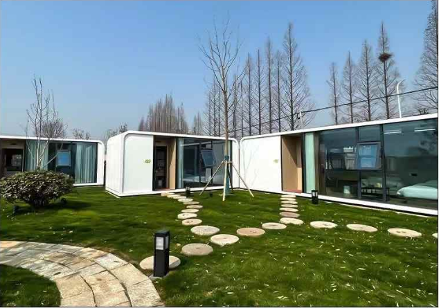 1789700958959409115680301056.png Apple Cabin