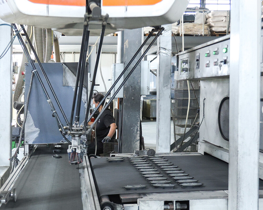 Spraying Process Spraying process.jpg