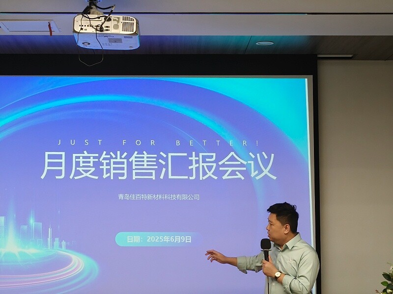 06cc1f96987c4056946d786364add257_24