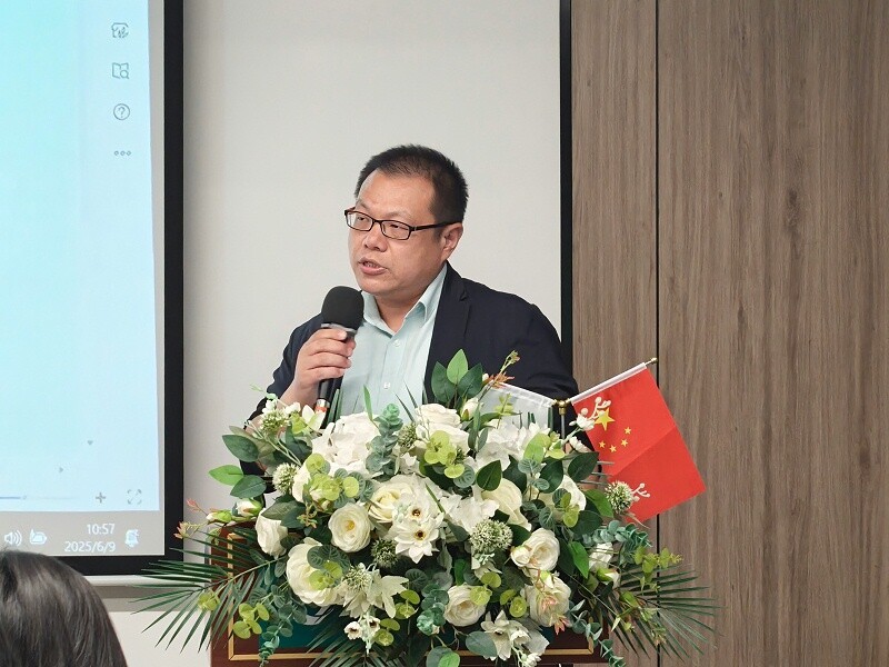 06cc1f96987c4056946d786364add257_6