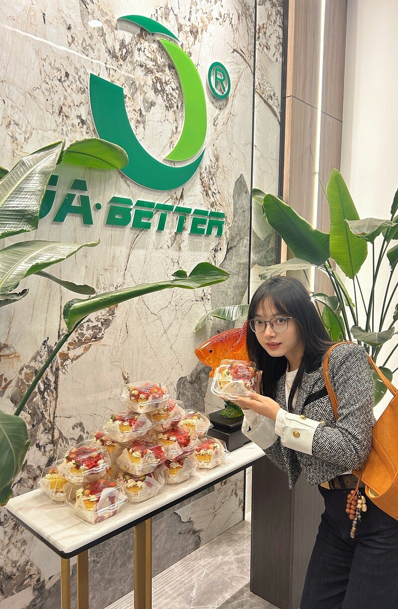 23f43974-4a59-4cb0-8514-912f5d7b283a