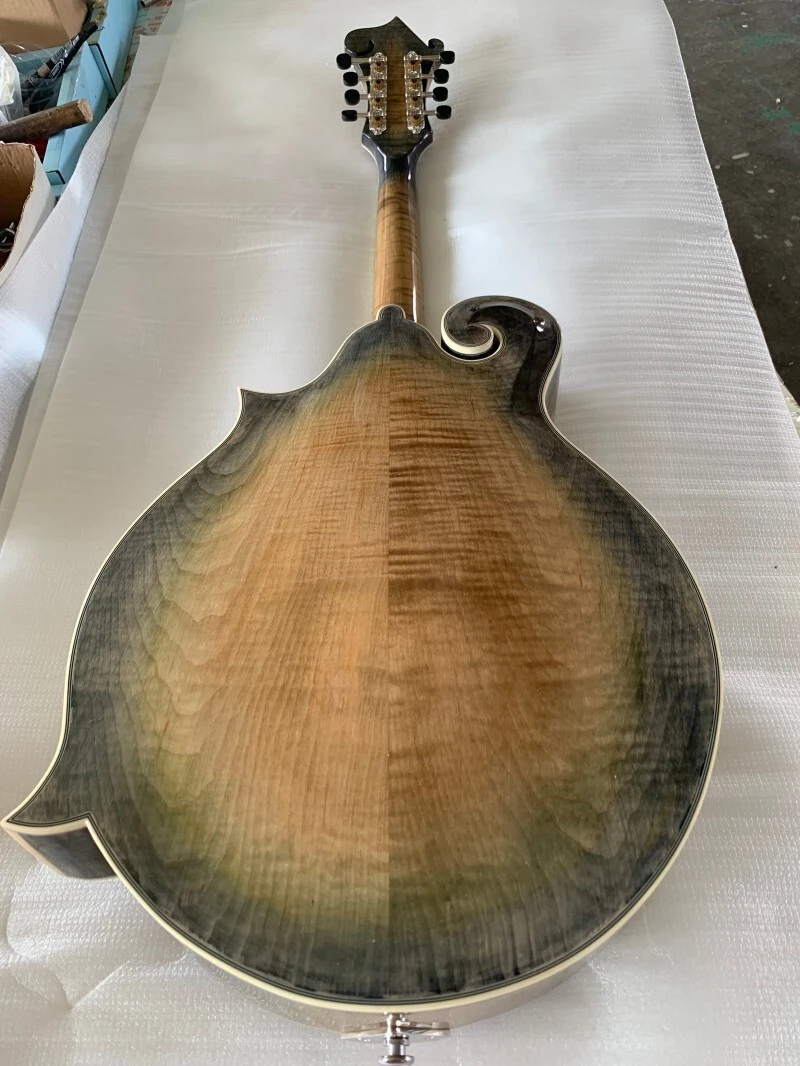 Mandoline guitare style F (AOM-F105)