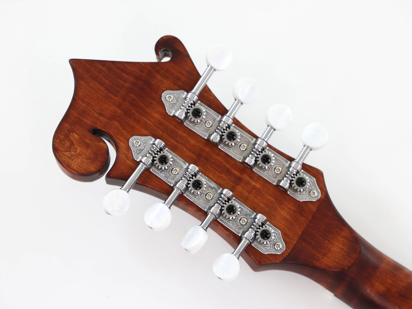 Mandoline Octave Brown entièrement massive avec dos et côtés en érable flammé