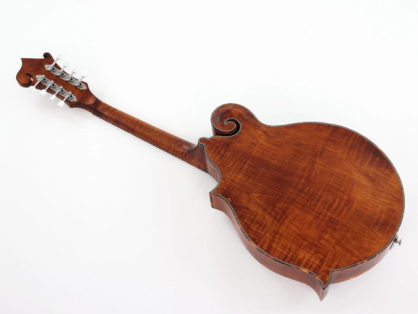Mandoline Octave Brown entièrement massive avec dos et côtés en érable flammé