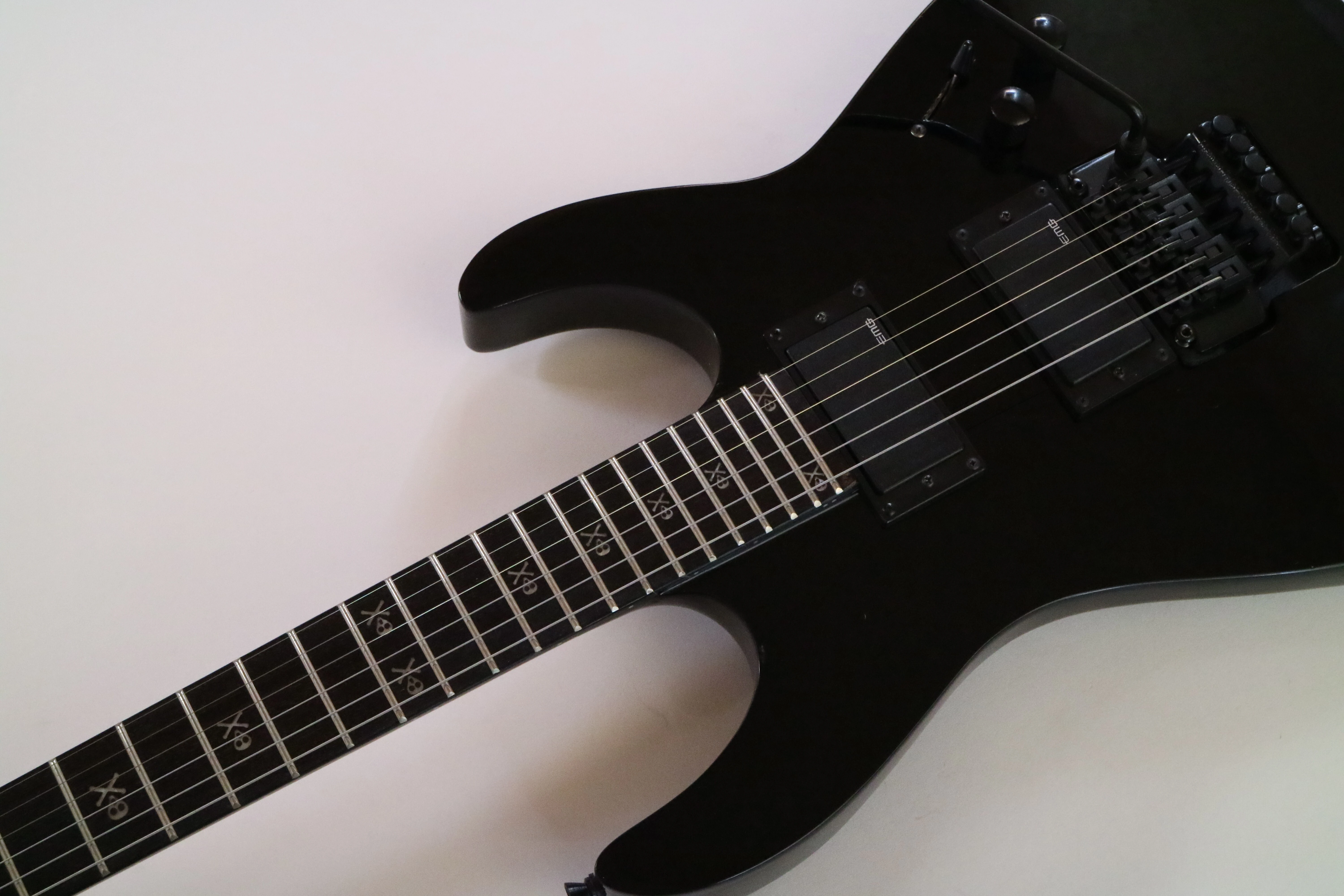Afanti Mahogany Body with EMG Pickup Guitare électrique