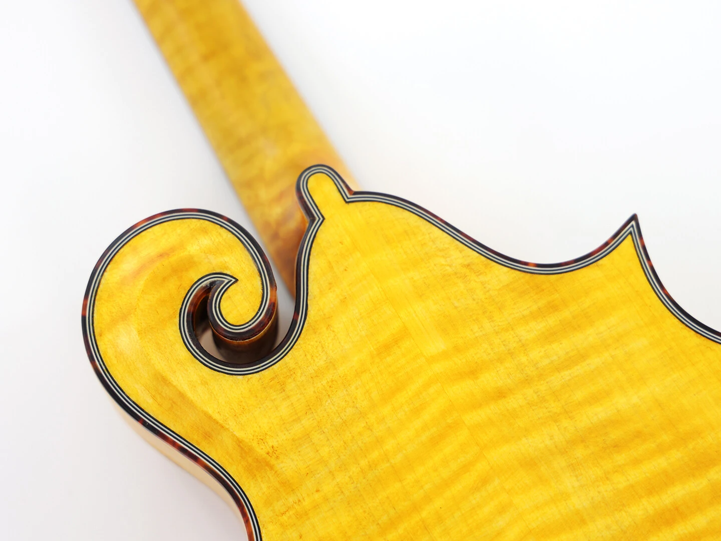 Mandoline Afanti All Solid AAA Spruce Top Left Handed F style Mandoline Afanti All Solid Hand-Carved AAA Spruce Top Left Handed F style