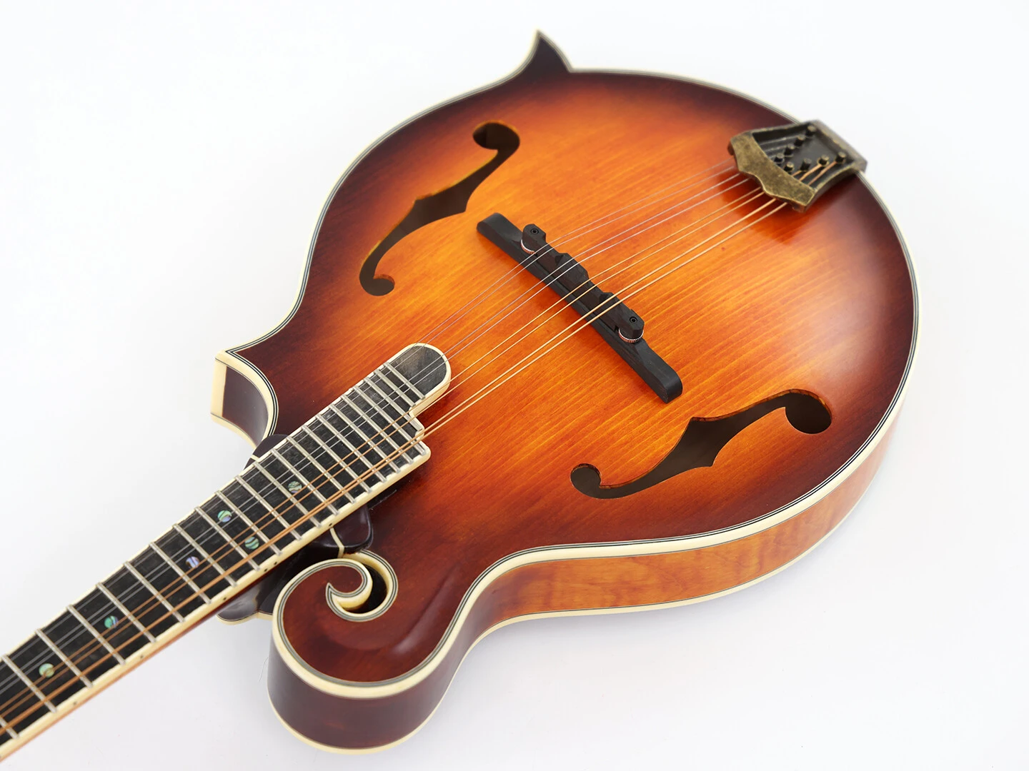 East Luthier Mandoline F en érable flammé massif avec manche en queue d'aronde Sunburst