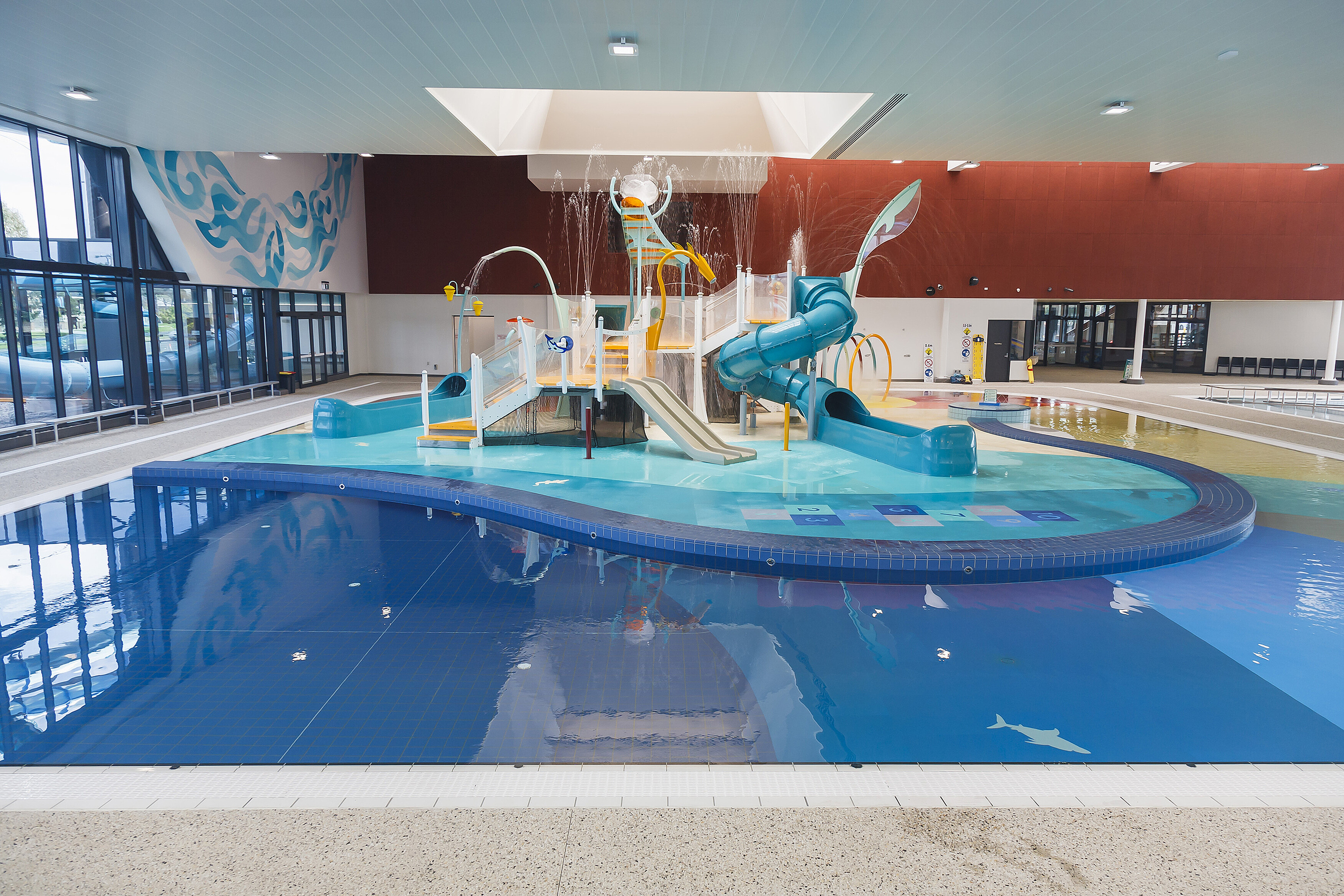 Stainless steel water house