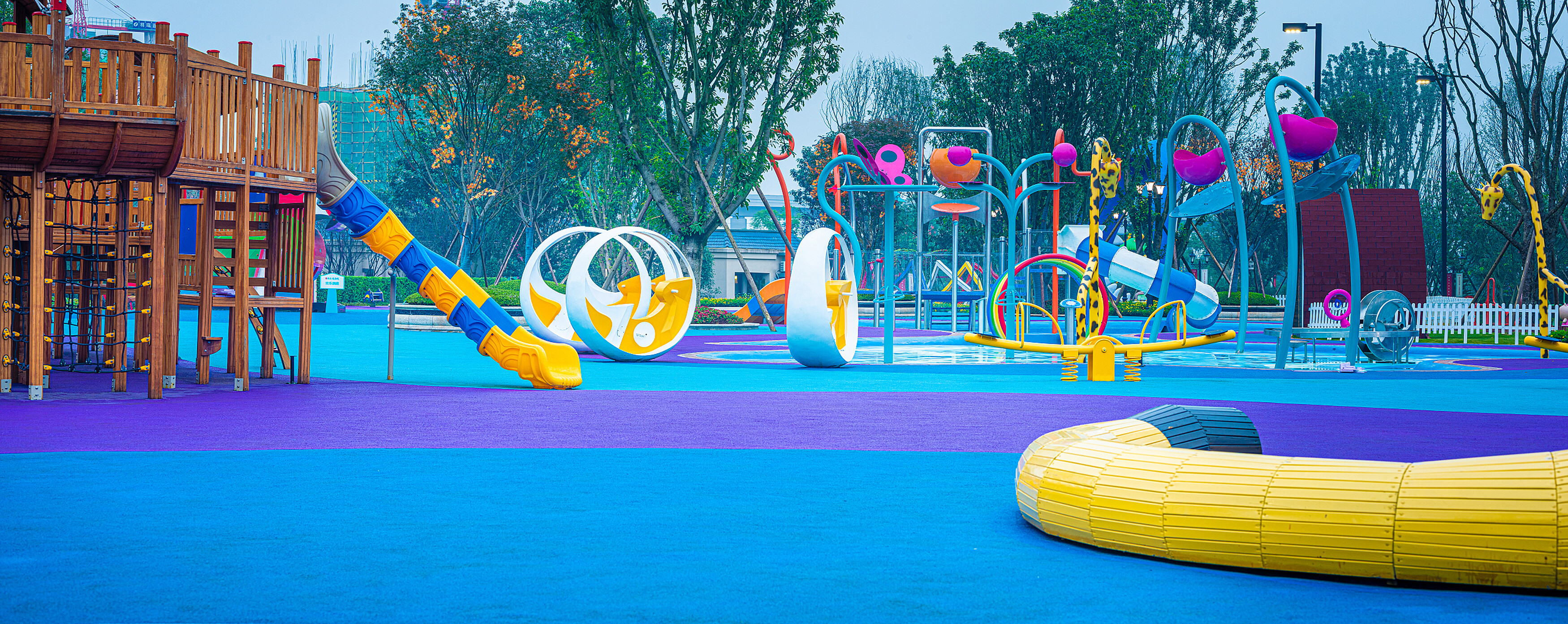 Stainless steel water house