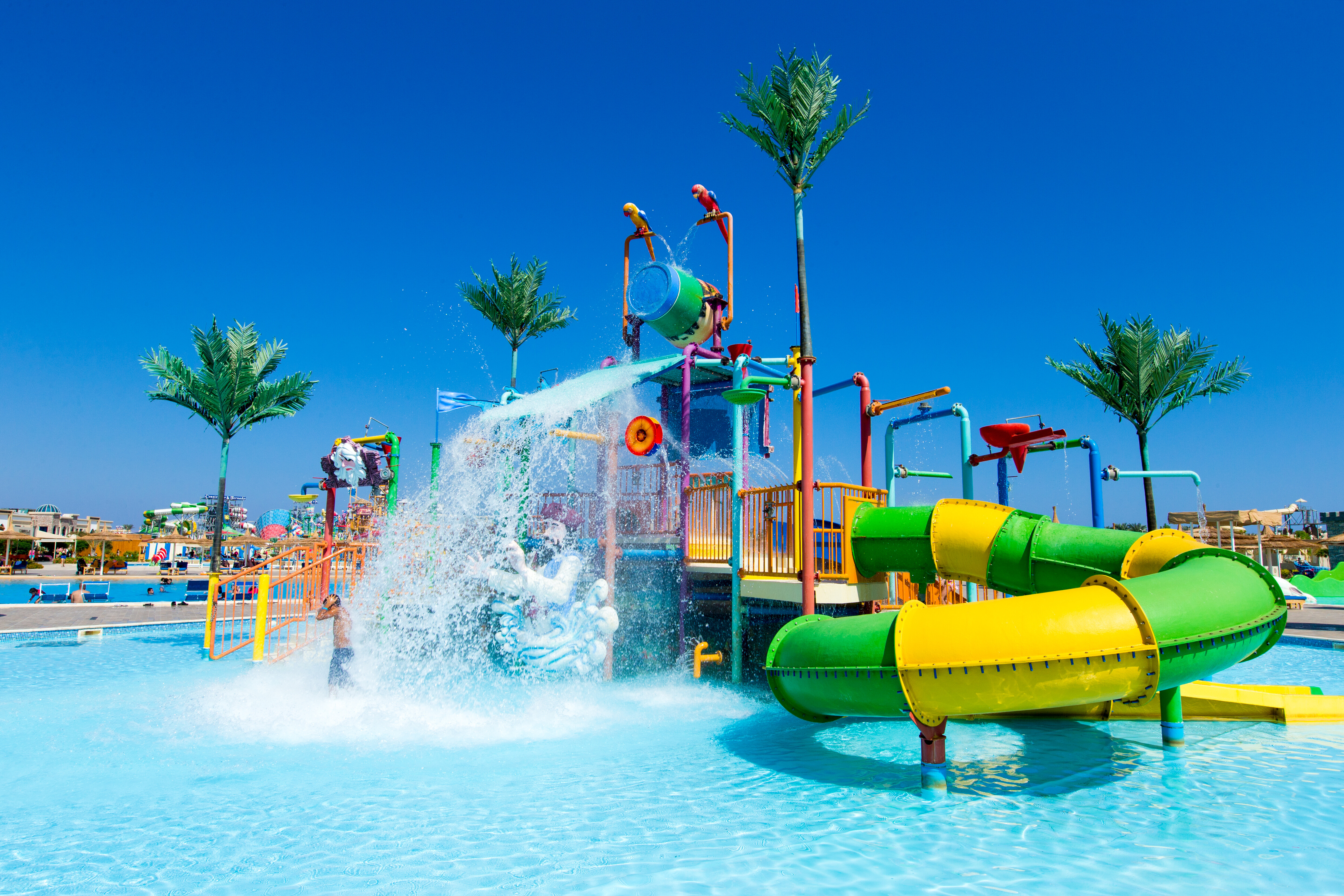 Medium-sized water house