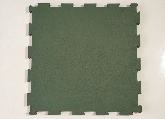 Locking rubber mats