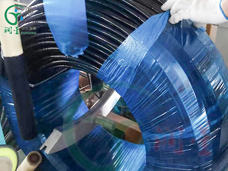 Tuyau d'irrigation goutte à goutte