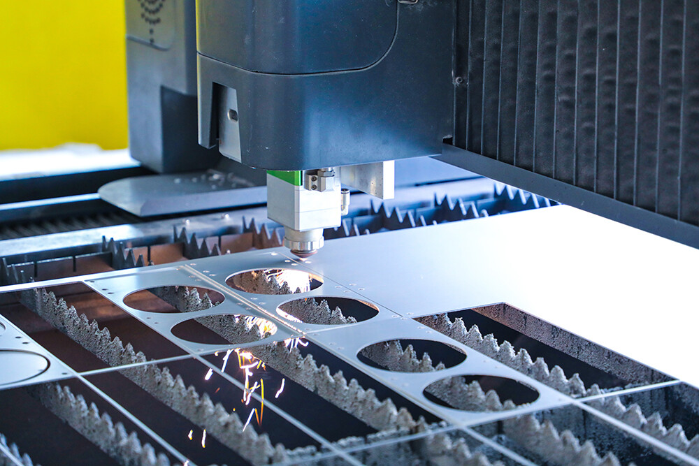 Global laser cutting technology ushered in a new leap, and high efficiency and intelligence became a new trend