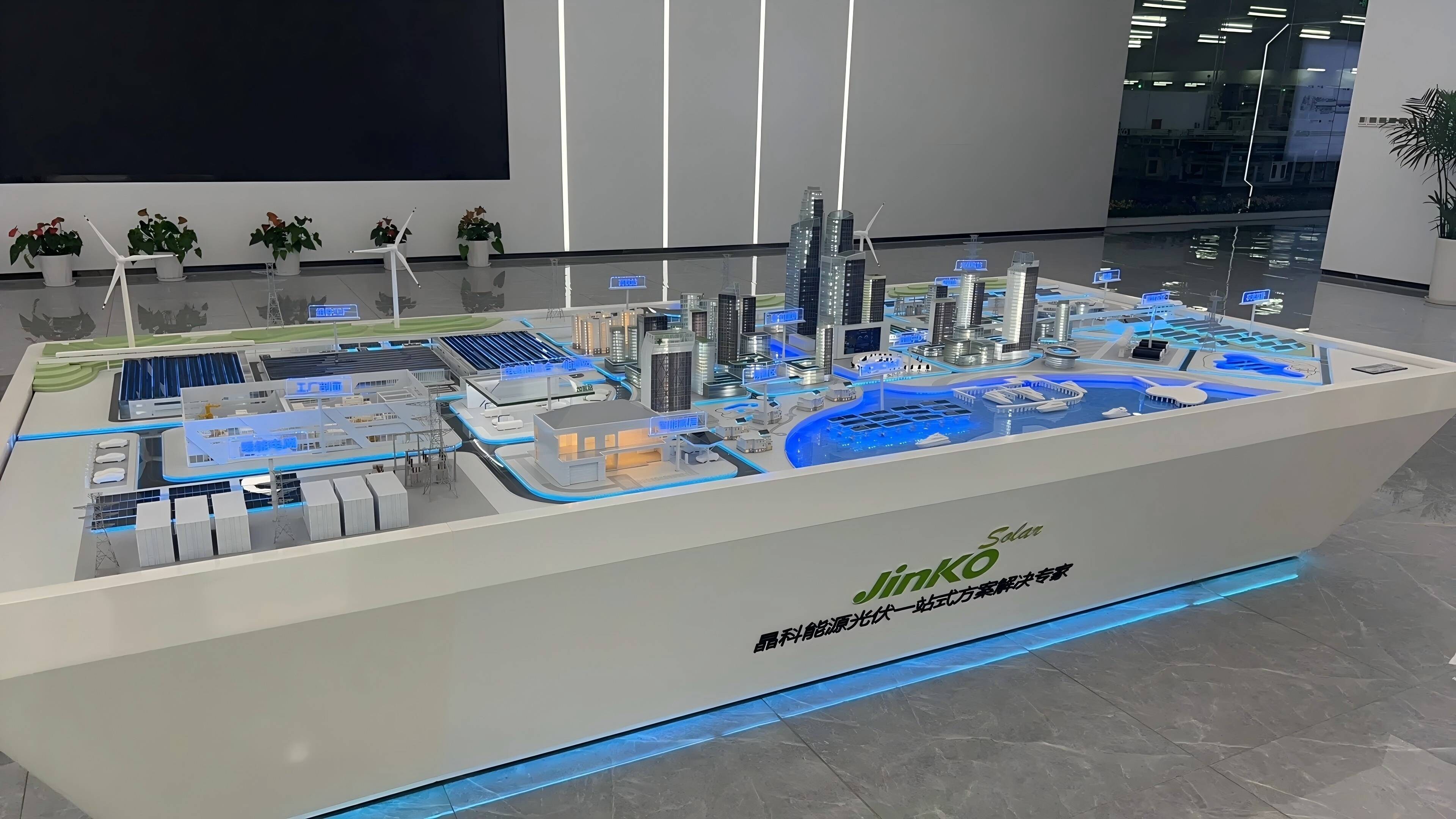 Exploring the Jinko Factory: A Behind-the-Scenes Look at Solar Technology