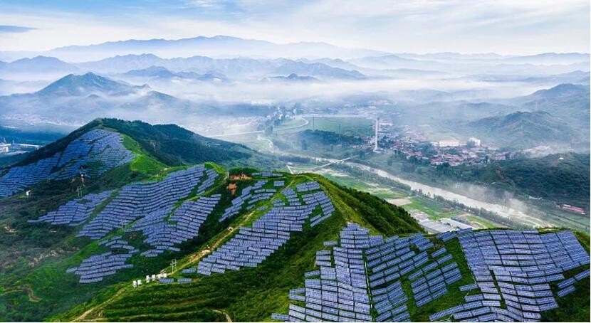 Solar Panel Lifecycle Waste Problem Turns Eco-Challenge