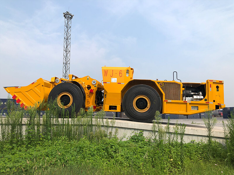 What preparations need to be made before working with the scraper? What preparations need to be made before working with the scraper?