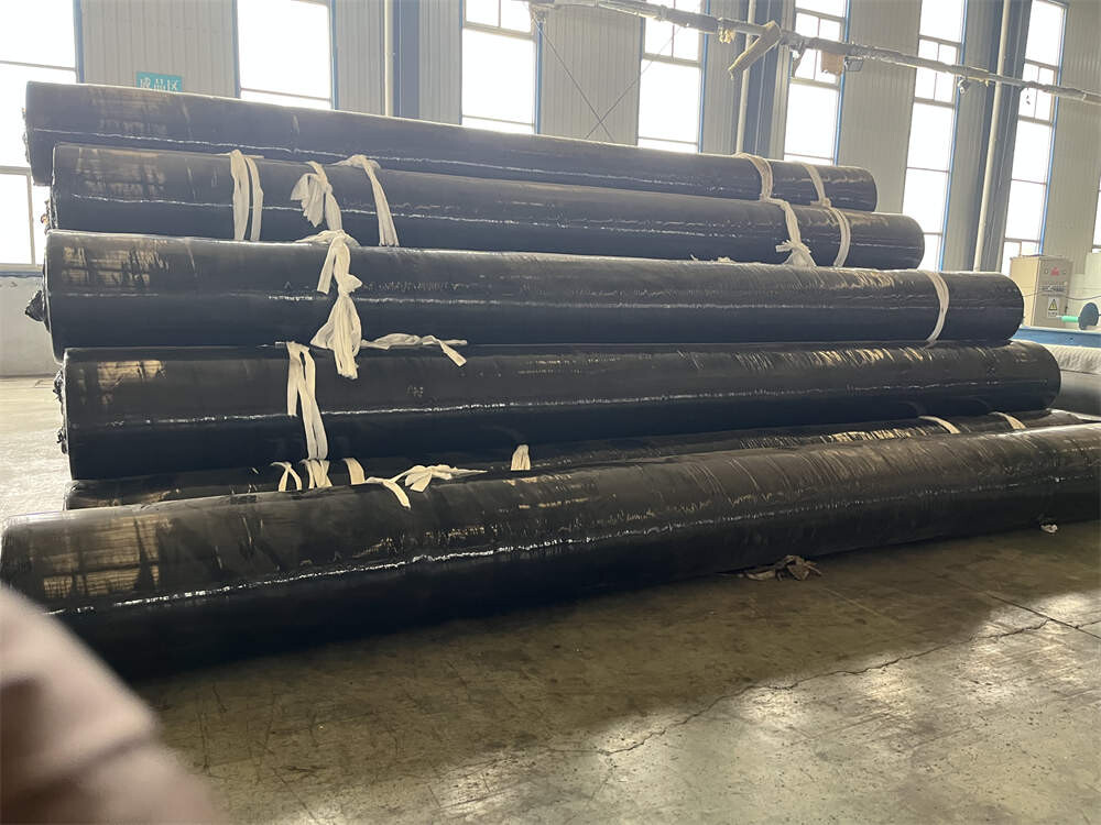 Revestimientos de arcilla geosintética para lagos artificiales