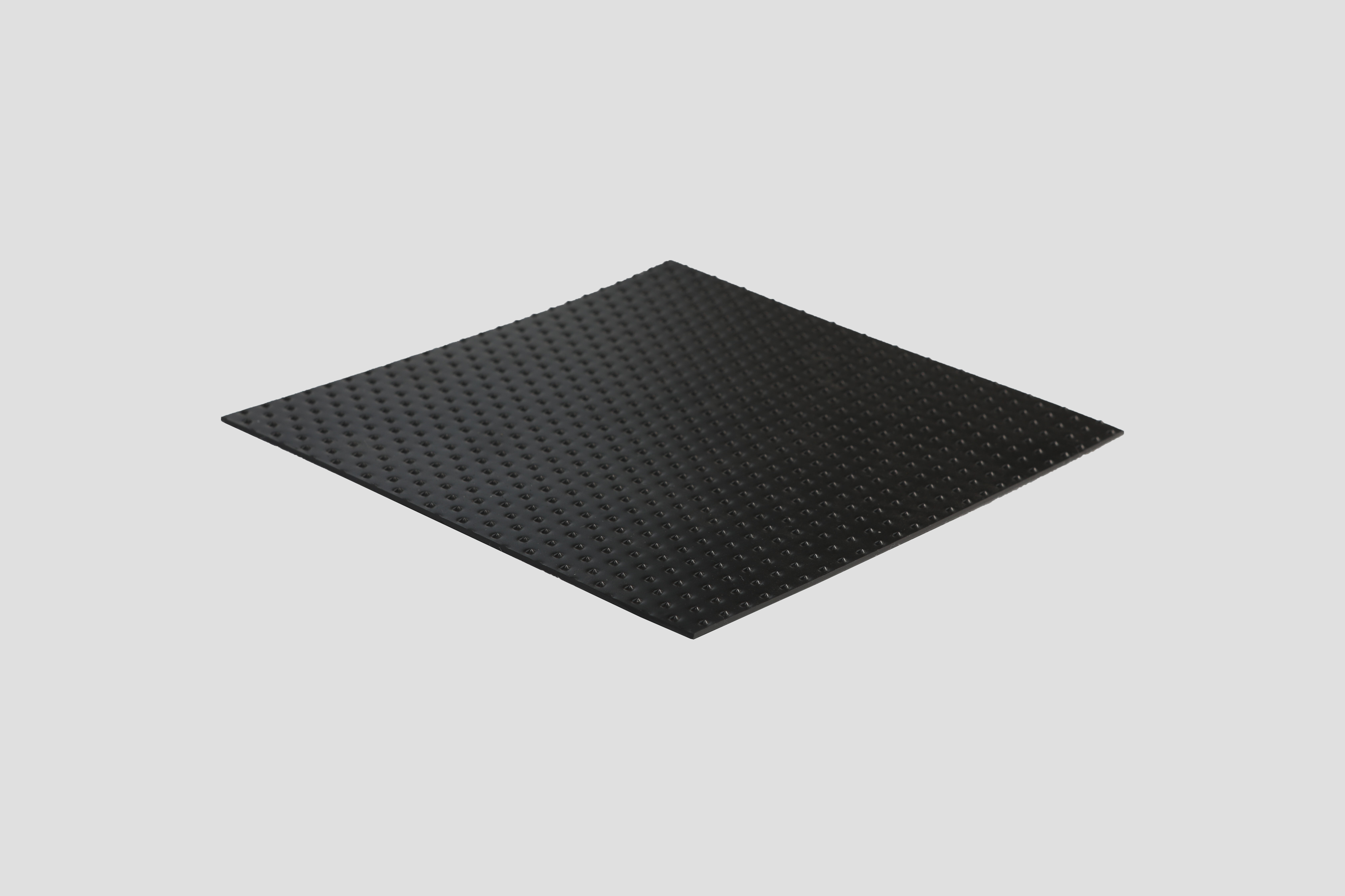 الغشاء الأرضي ذو النقطة العمودية