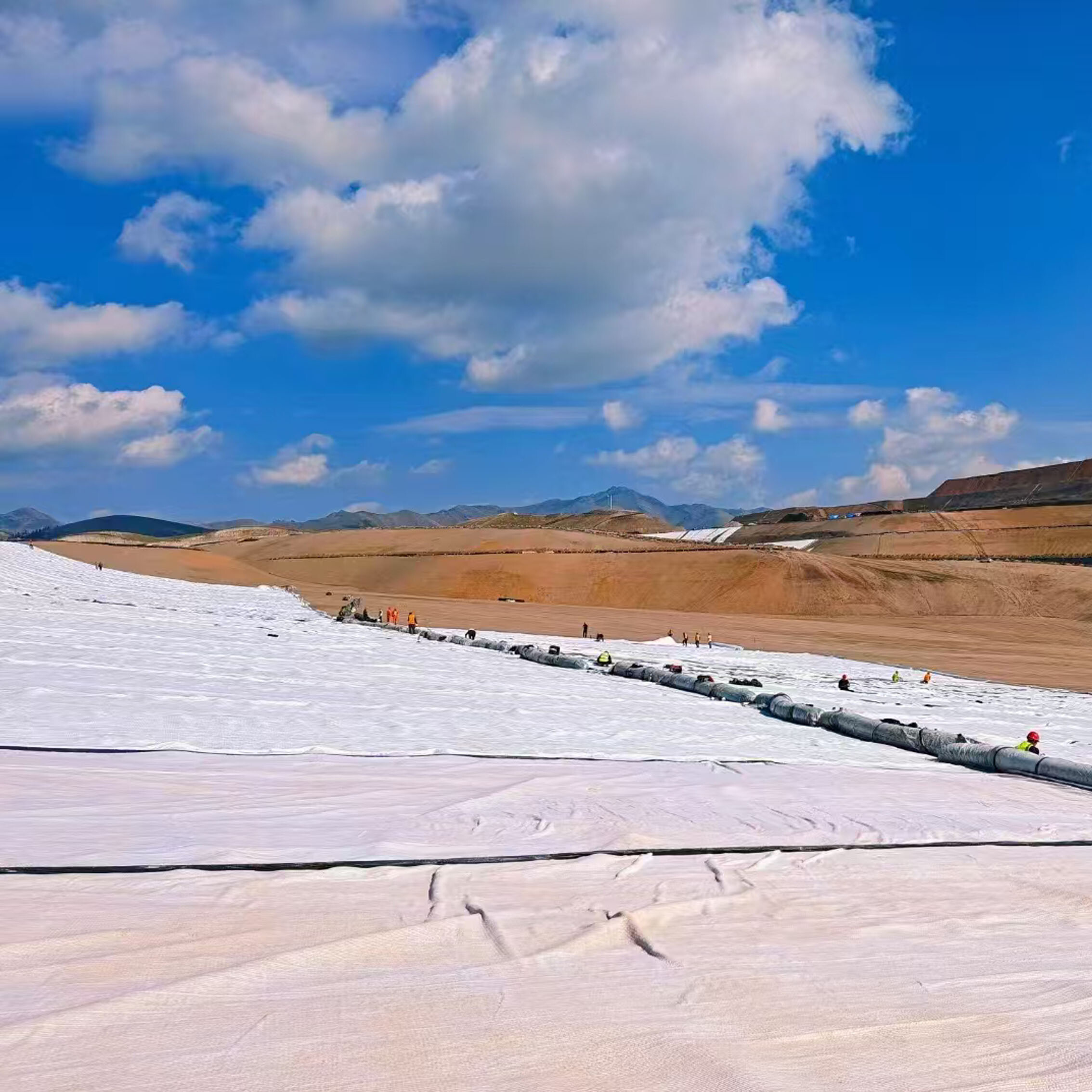 Tissu géotextile thermocollé