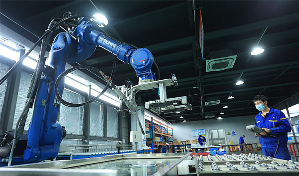 platform screen door production line.jpg