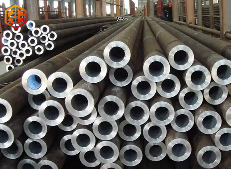 The difference between different standard carbon steel pipes