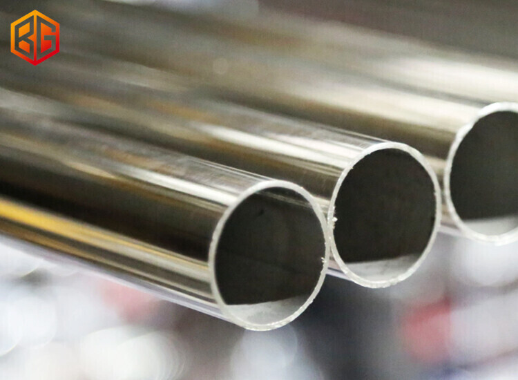 305 Stainless Steel Pipe