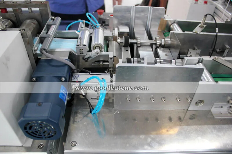 GC-MM Fully Automatic 1+2 Mask Making Machine Detail 2.jpg GC-MM Fully Automatic 1+2 Mask Making Machine Detail 2.jpg