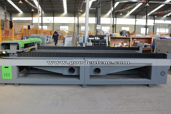 GC-1625LA Automatic Feeding CO2 Laser Engraving Cutting Machine Detail 2.jpg