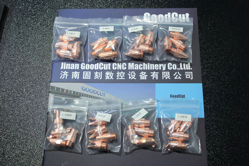 GC-WCC 4 in 1 Functions Laser Welding Cutting Cleaning Machine（11）.jpg