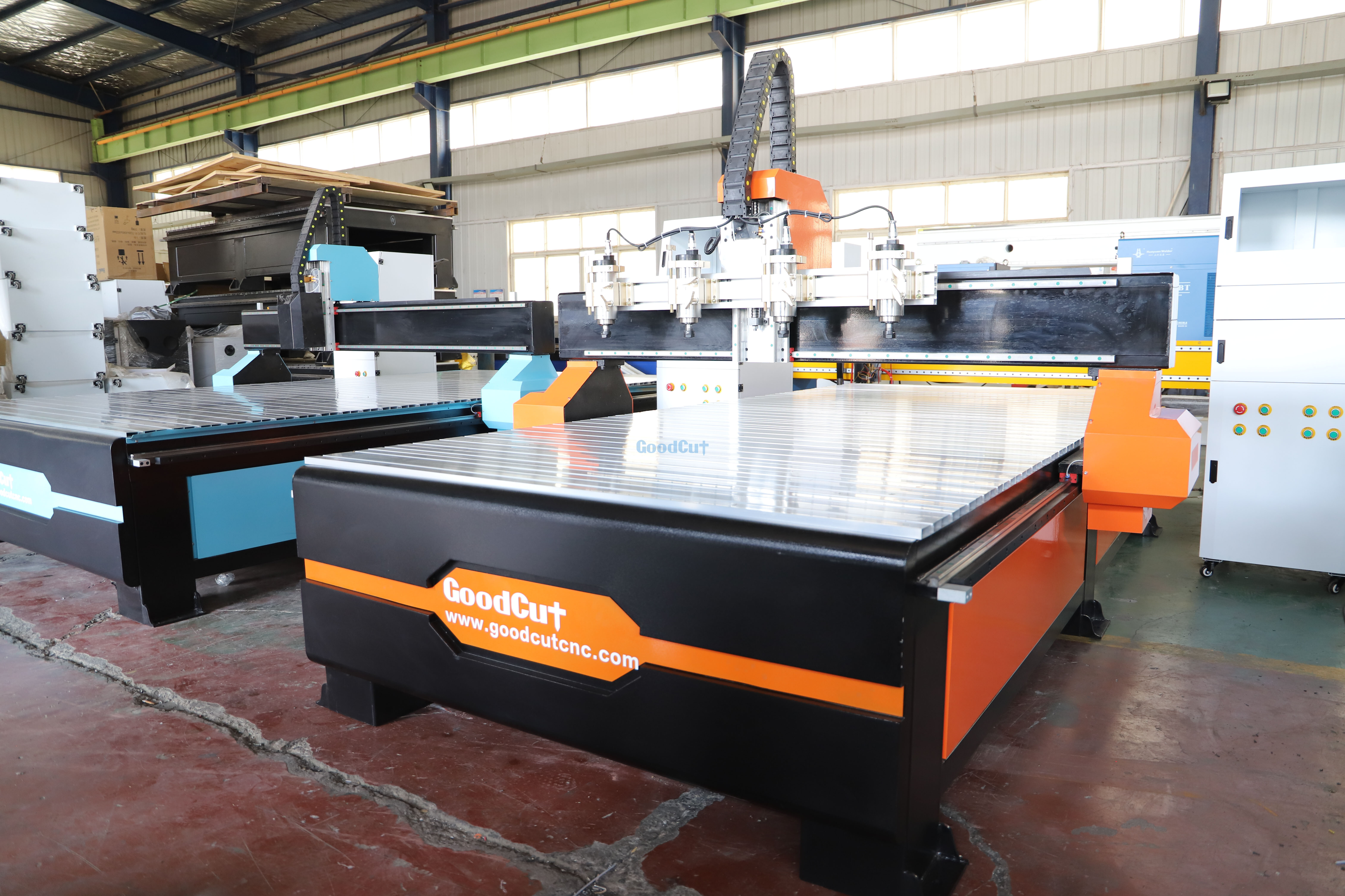 GC1325-6H Multi-Head CNC Router Machine For Wood