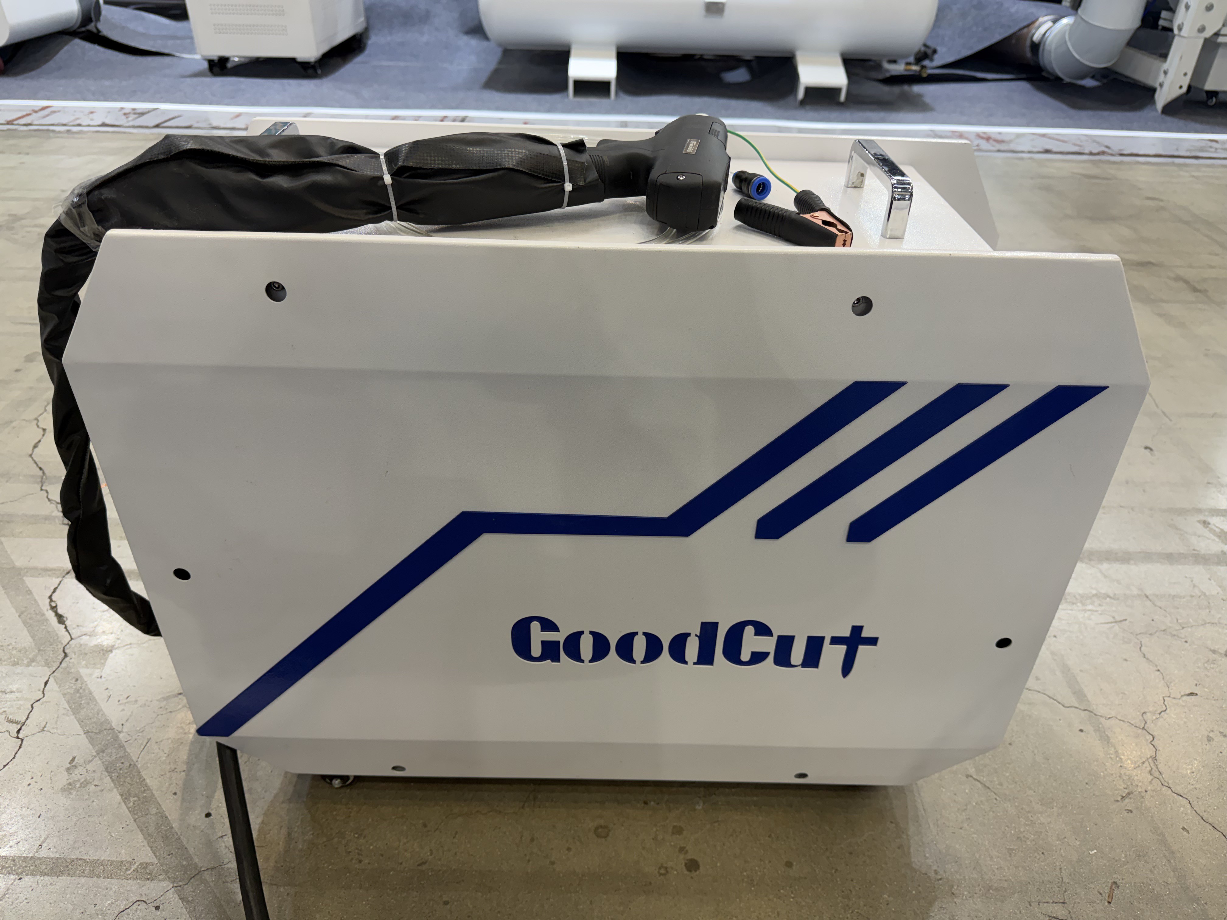 GC-WCCA Air Cooling Laser Welder 5 in 1 Laser Welding Cutting Cleaning Machine