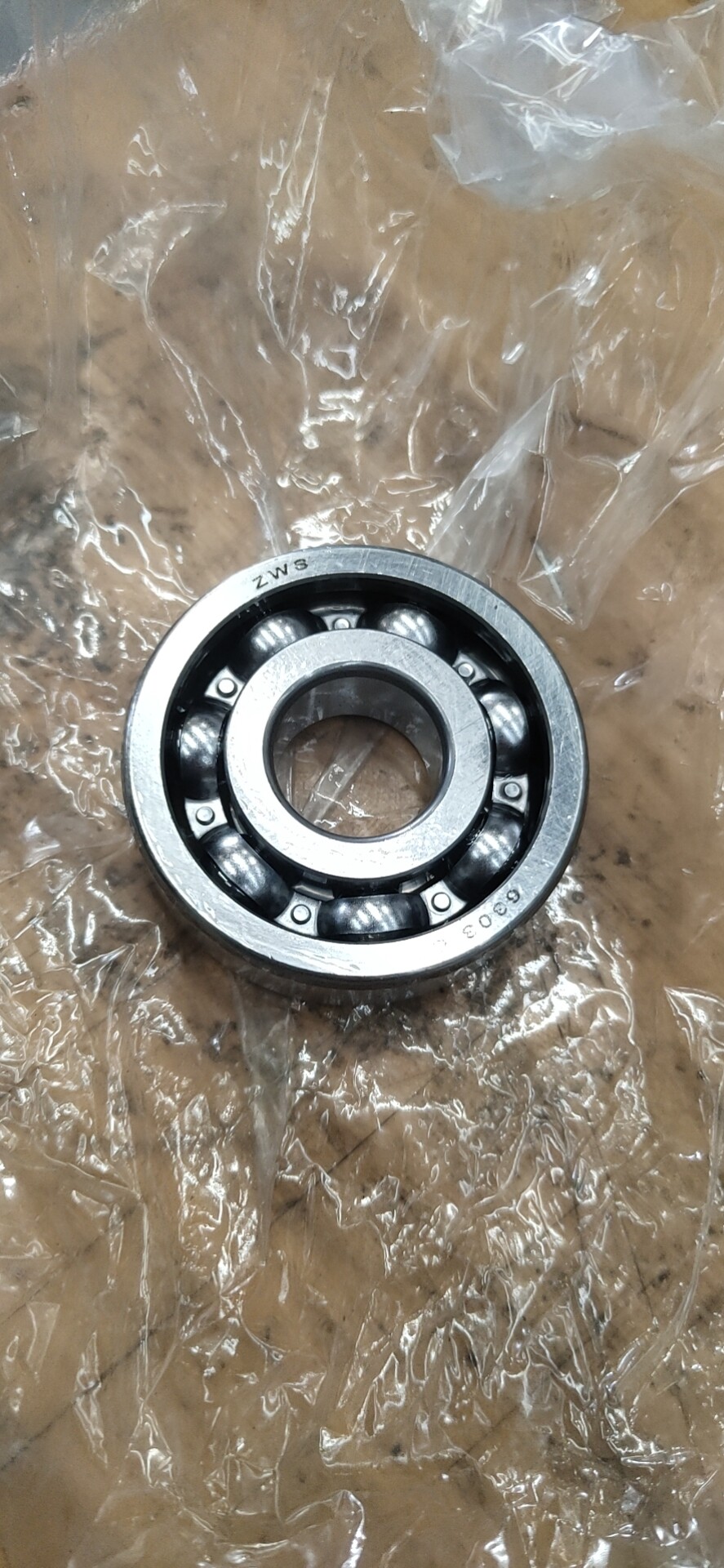 Radial ball bearing