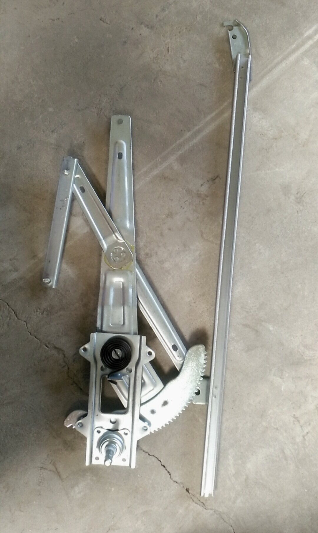 Left window lifter assembly
