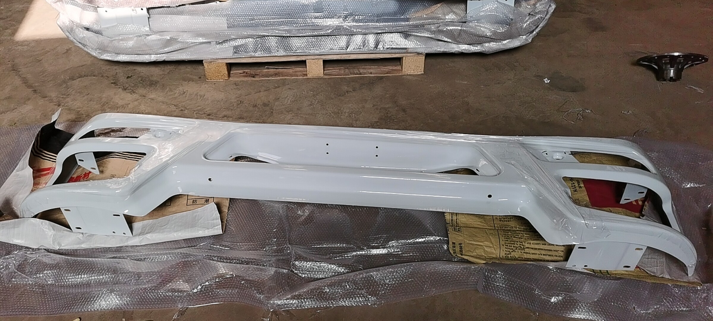 10 models HOWO bumper assembly