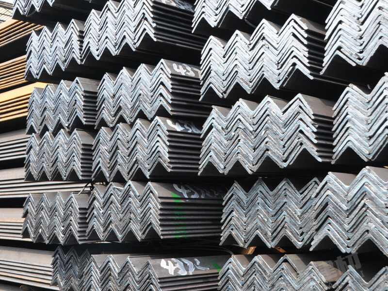 Q235-A / Grade D / SS 400 / S235JR(1.0038) Carbon Steel Angle