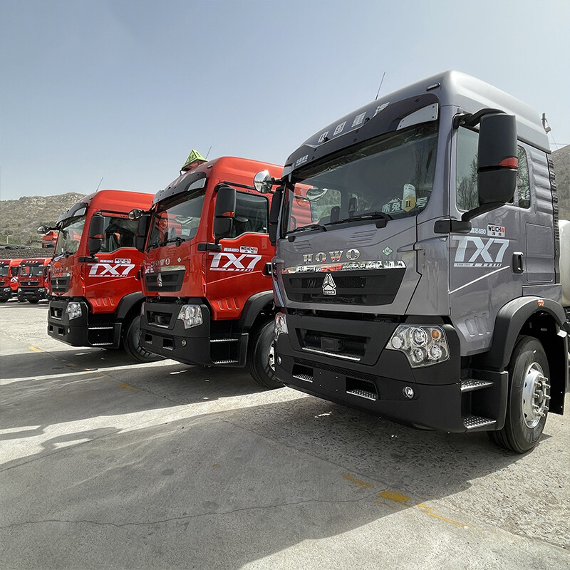 HOWO TX7 Heavy truck 480hp 6X4 LNG tractor