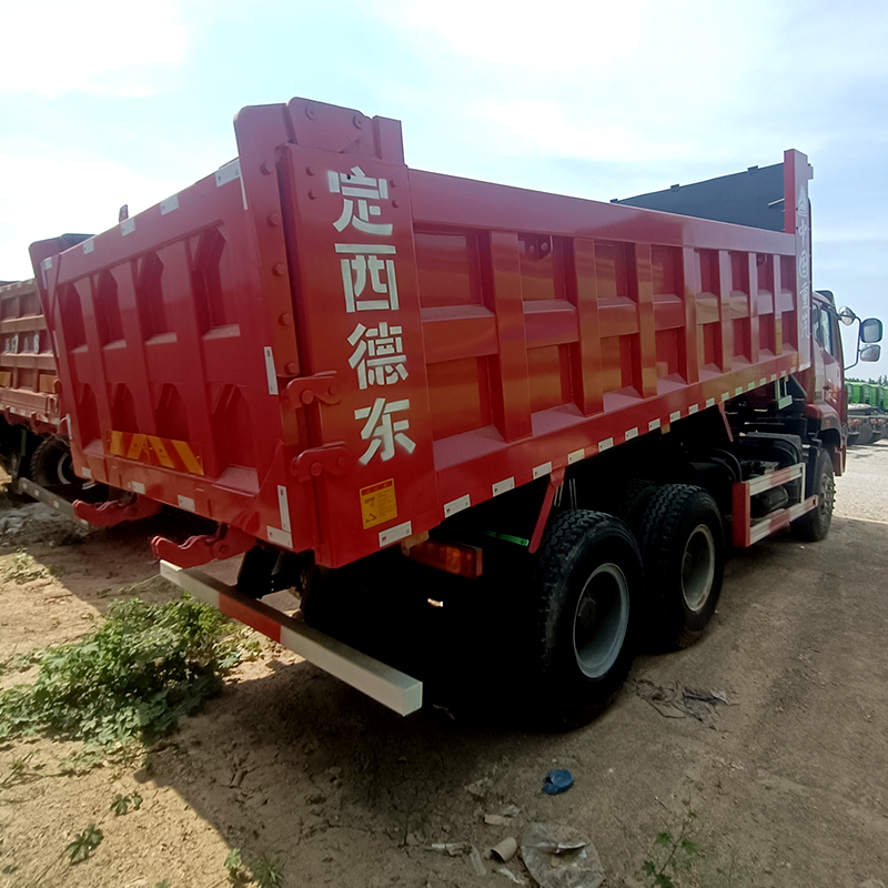Used Sinotruk Hohan J5G Heavy Truck 340 HP 6X4 Dump Truck