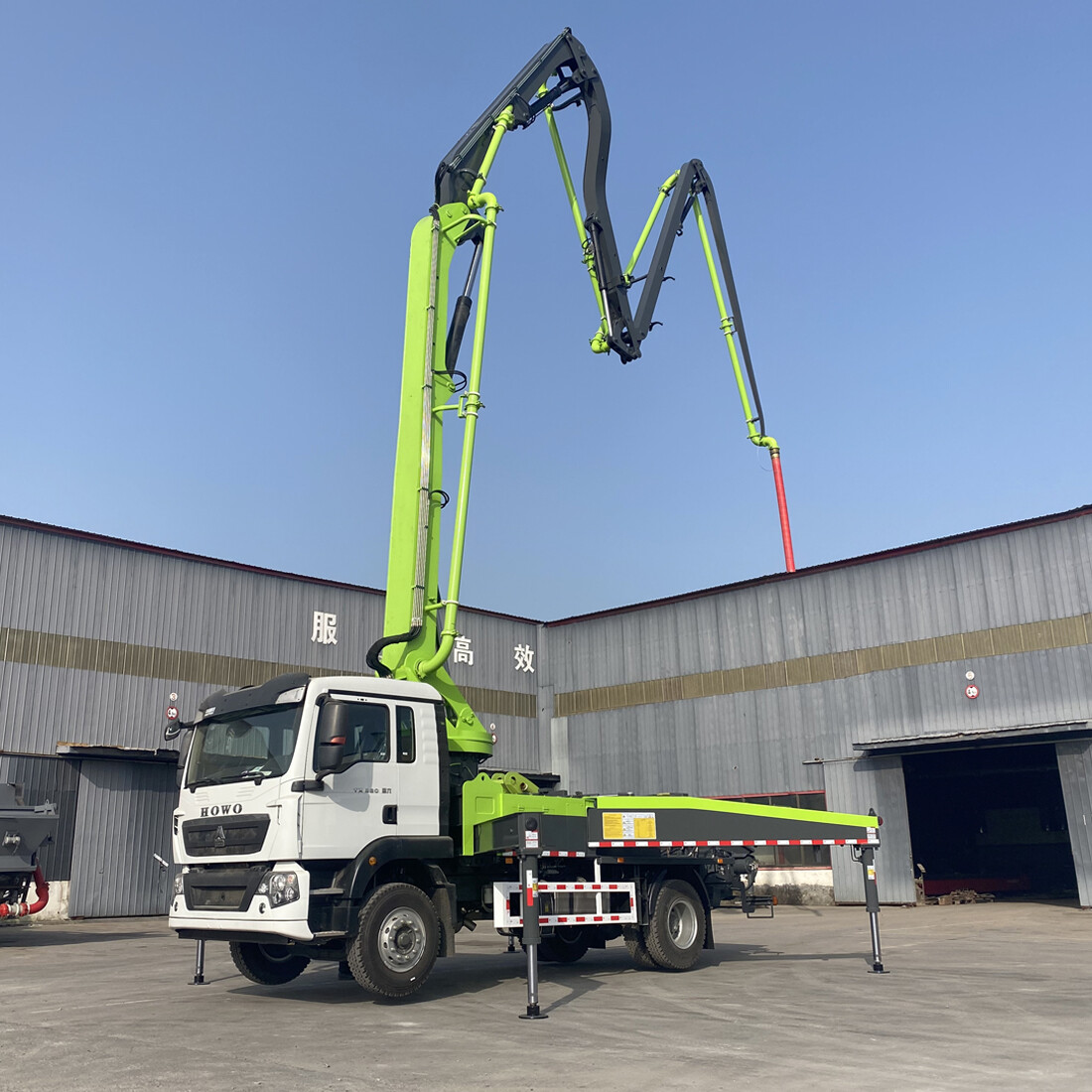 31 Meters of Concrete Pump Truck