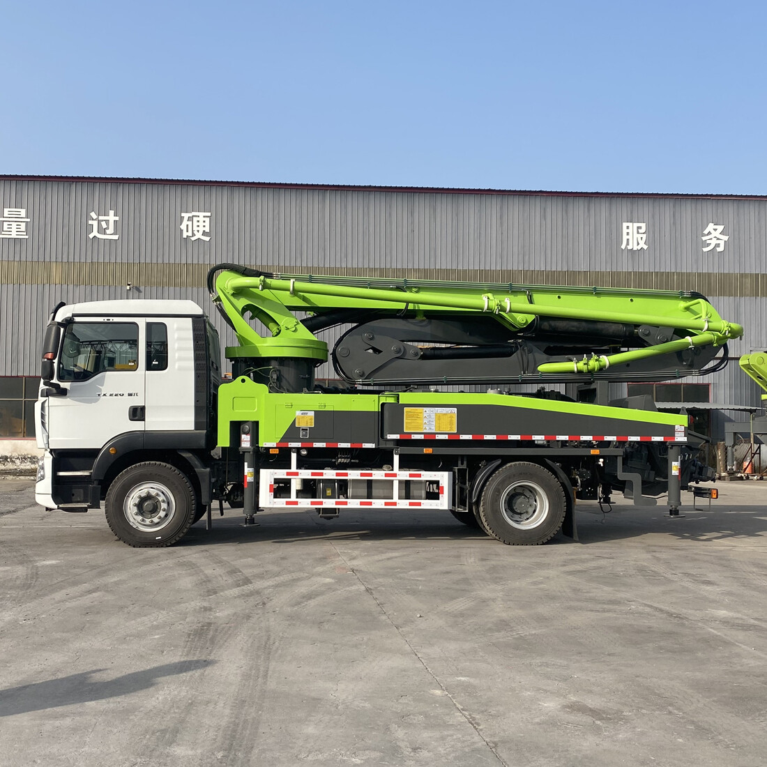 31 Meters of Concrete Pump Truck