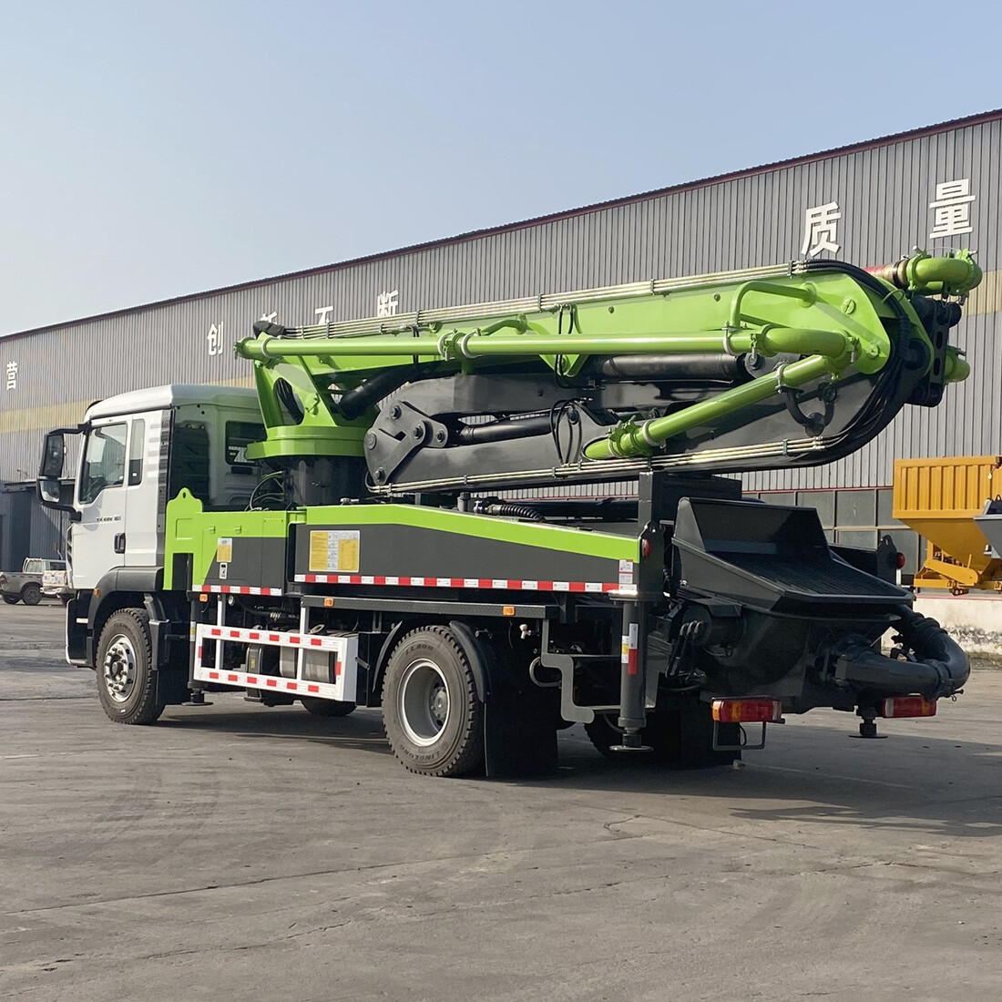 31 Meters of Concrete Pump Truck