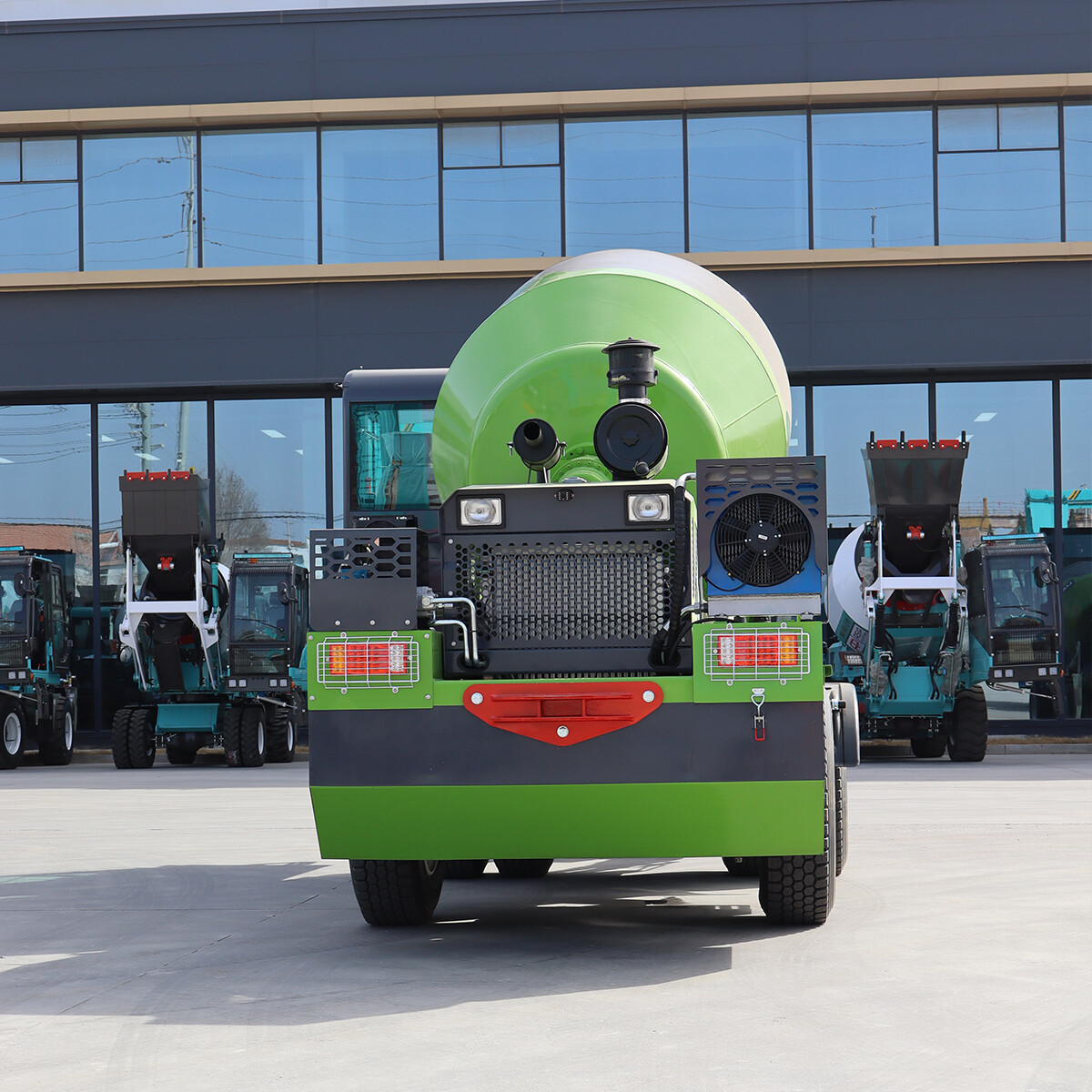 3.5 CBM Self Loading Concrete Mixer Truck