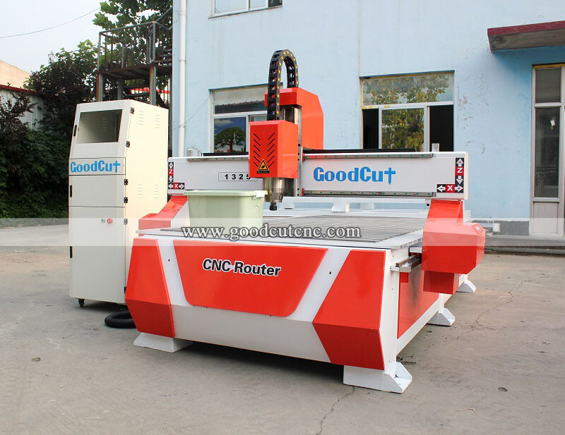 GC1325 Routeur CNC GoodCut haute vitesse pour sculpture sur bois 