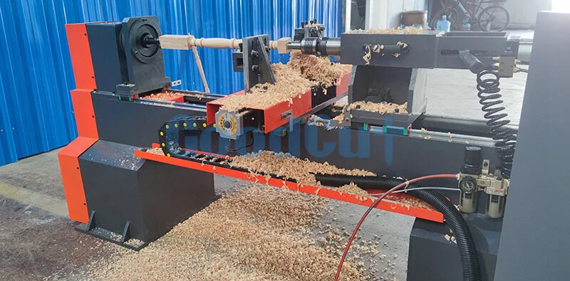 GC1220WL Machine de tour à bois à double axe économique CNC avec cadre en fonte pour le travail du Bois