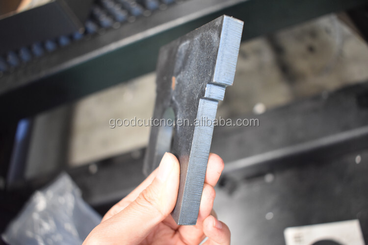 GC1530F Machine de découpe laser à fibre de conception nouvelle pour la découpe de métal plat 