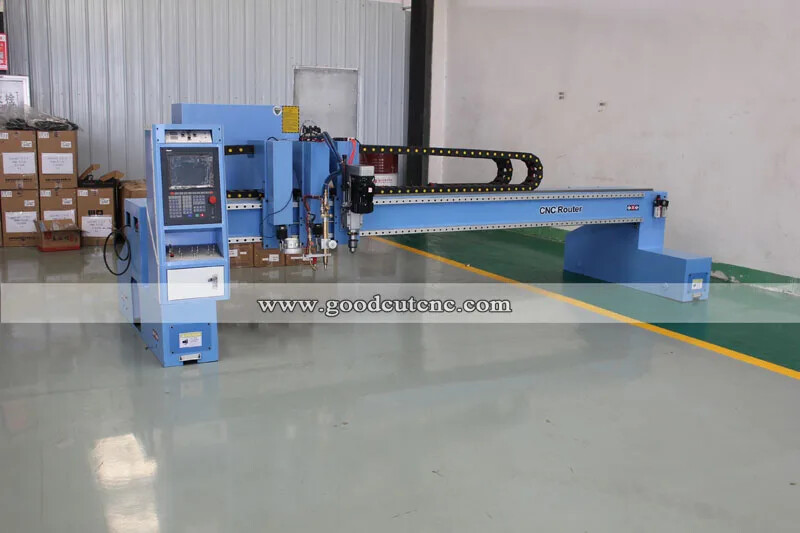 GC-PG GoodCut Coupeur de plasma CNC à faisceau portique de 4 x 8 mètres pour la découpe des matériaux métalliques plats de tuyaux ronds et carrés