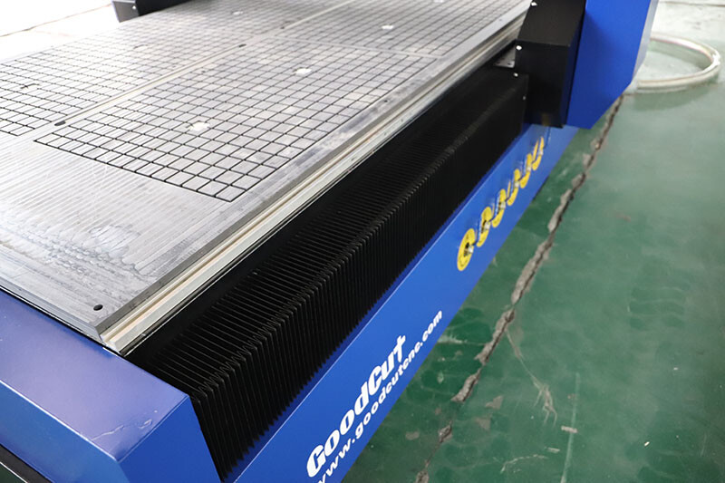 GC1325G High Level High Quality CNC Router Machine(6).jpg GC1325G High Level High Quality CNC Router Machine(6).jpg