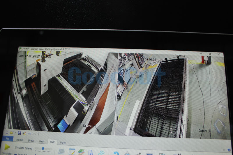 GC1530FC-D Machine de découpe au Laser à fibre à double tables avec capot de protection fermé pour métaux plats