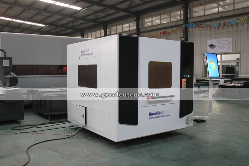 GC3030FC GC4040FC GC6090FC GC1390FC Machine de découpe au laser à fibre de petite taille pour le métal avec capot de protection